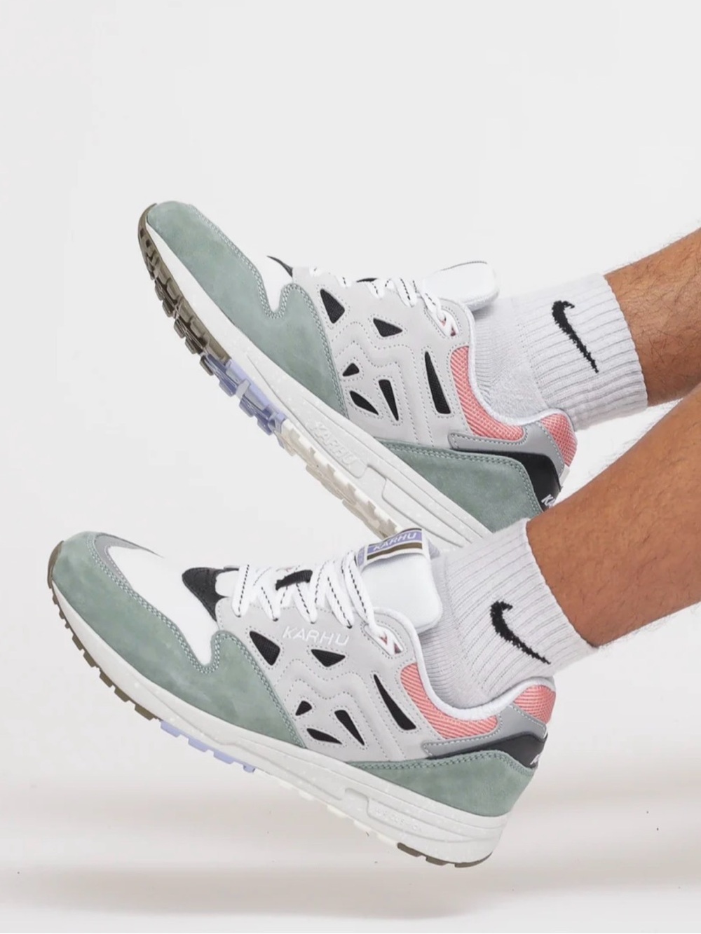 Karhu Legacy 96 Sneakers - Size 39